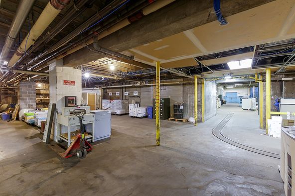 The Daily Dispatch Building: 1720 5th Ave, Moline, IL 61265
